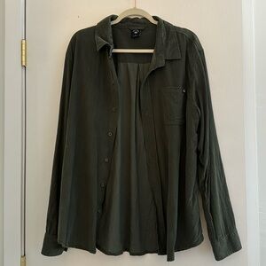 Men’s corduroy button up